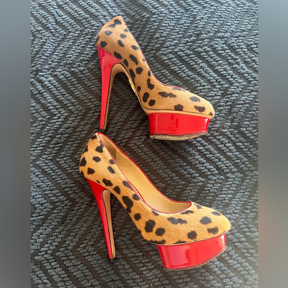 VERO CUOIO Made in Italy Charlotte Olympia Leopard Print and Red Platform heels